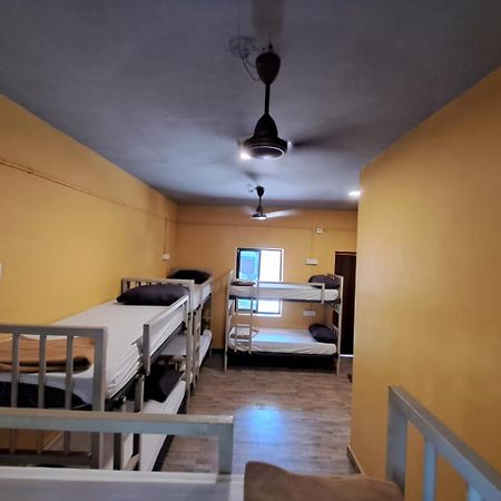 Trippr Gokarna - Beach Hostel Экстерьер фото