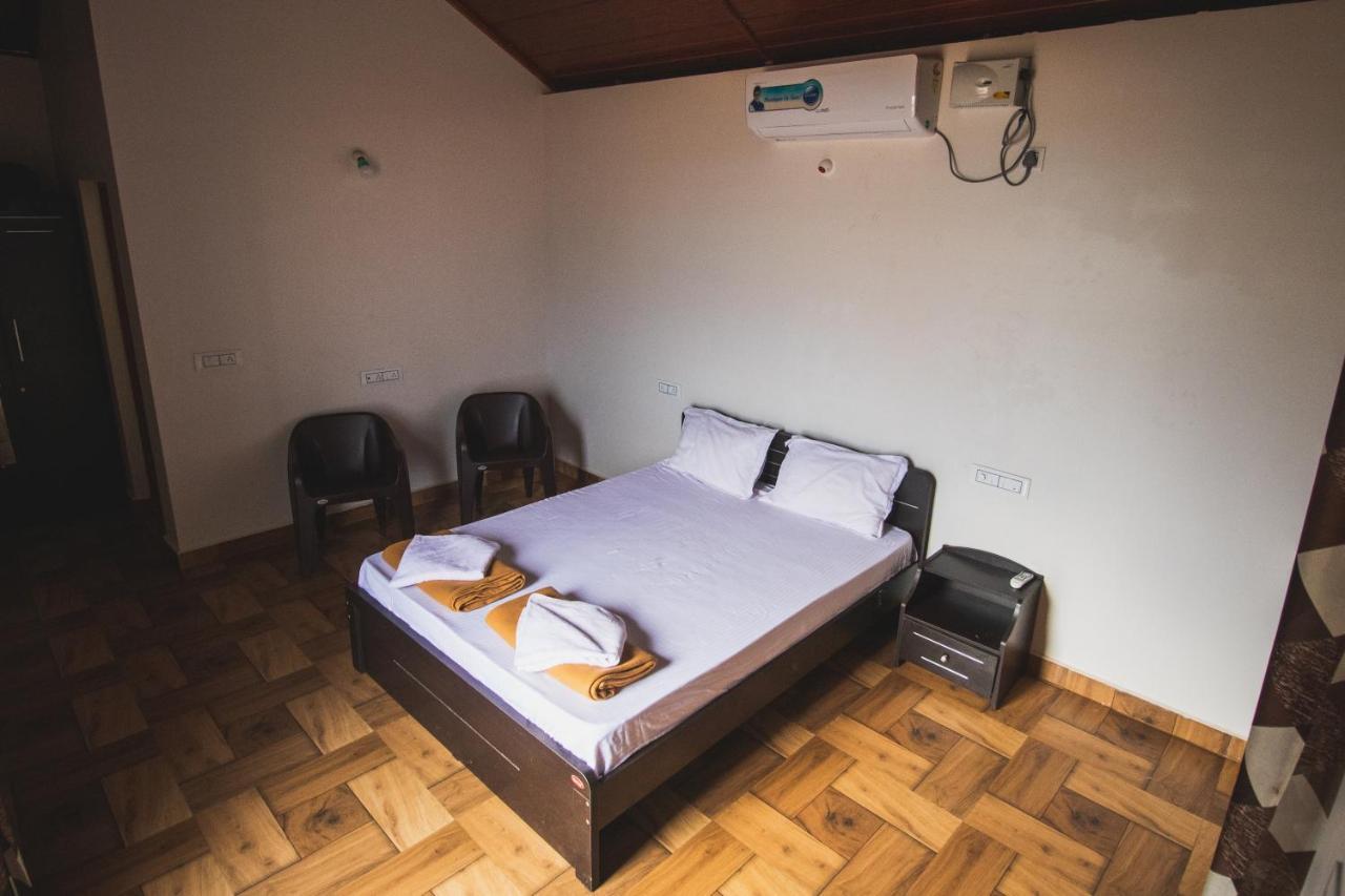 Trippr Gokarna - Beach Hostel Экстерьер фото
