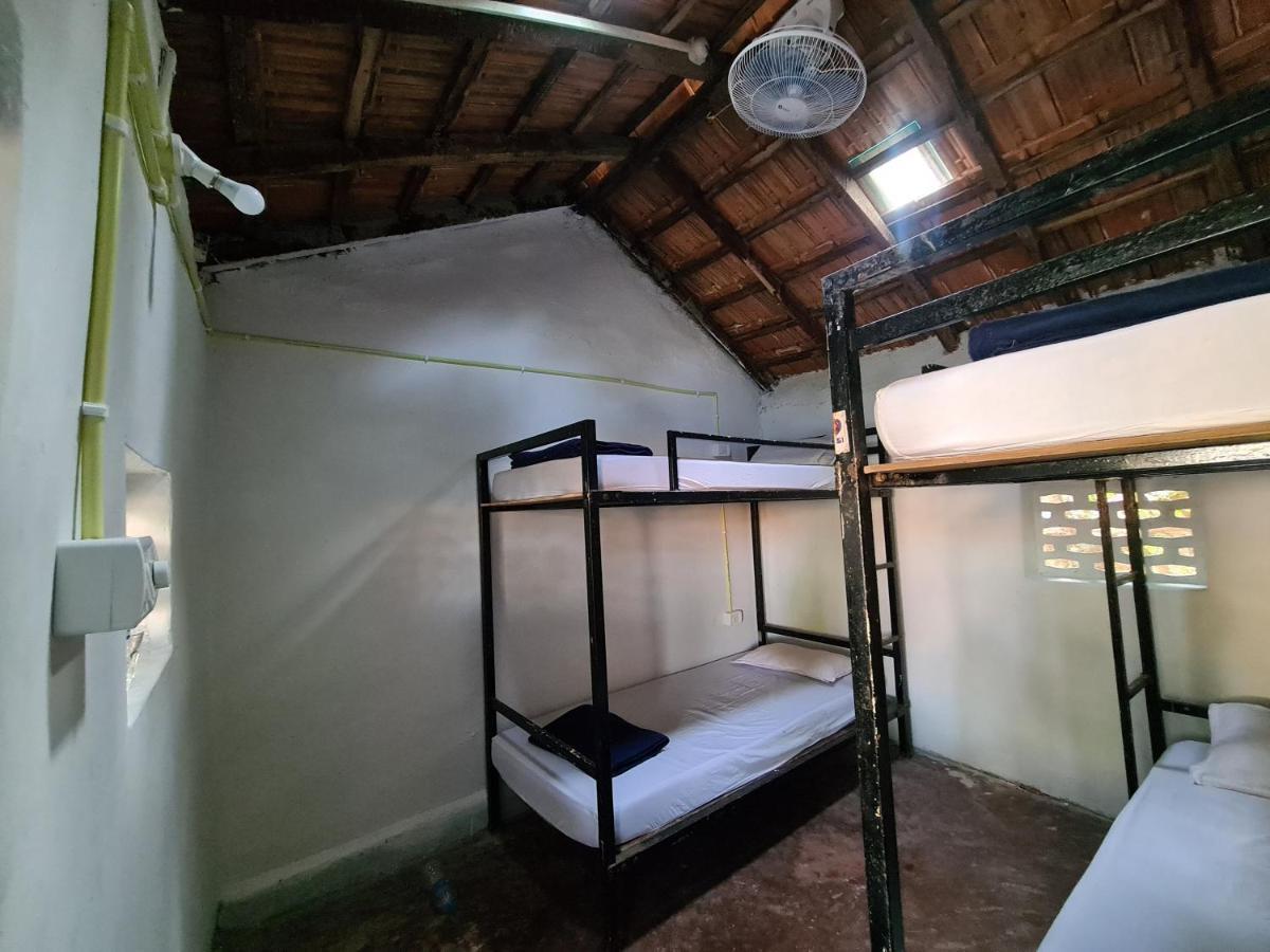 Trippr Gokarna - Beach Hostel Экстерьер фото